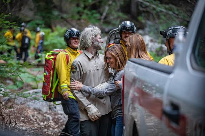 California Hiker Found Alive After Ten Days He S Lost In Mountains