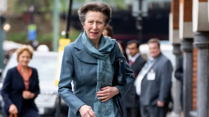 Princess Anne Visits Princess Leonor's College - And It's Set In A Stunning Castle