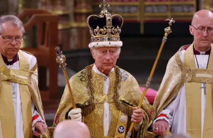 William Tells Royal Fans His Father Neck Hurt After Wearing Hefty 5lb Crown