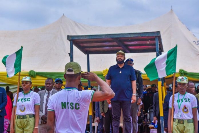 Niger State Government: Corps Members Receives Gift Of N200,000